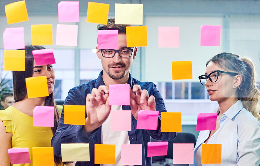 مراحل انجام تکنیک طوفان فکری چیست؟