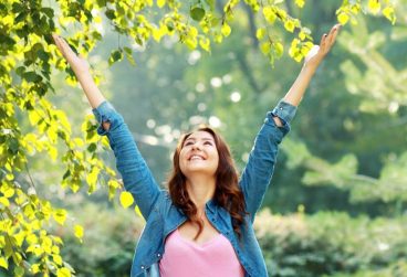 ۱۰ عادت روزانه برای داشتن زندگی سالم‌تر