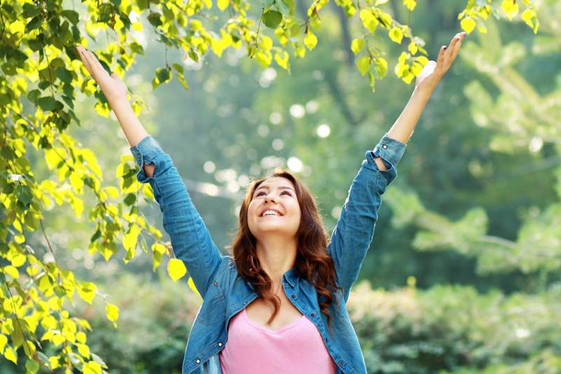 ۱۰ عادت روزانه برای داشتن زندگی سالم‌تر